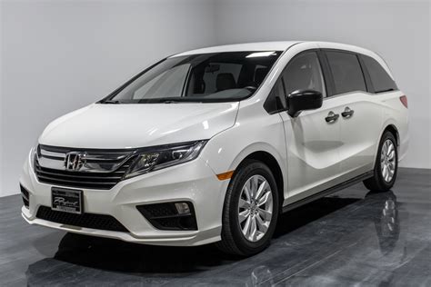 The average <strong>Honda Odyssey</strong> costs about $22,460. . Used honda odyssey near me